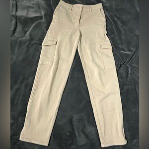 Aritzia Wilfred free Modern Cargo Pants, size 2